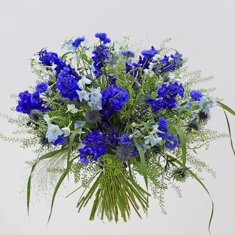 blaue-Blumen-im-Blumenstrauss.jpg